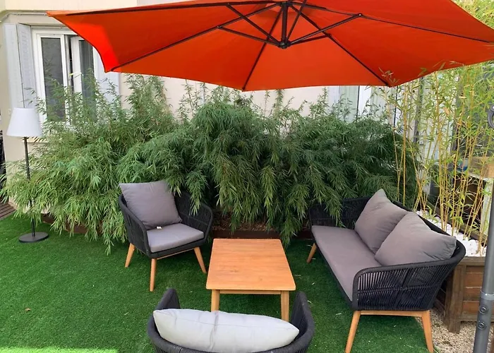 Natural En Centre Avec Et Jardin Lägenhet